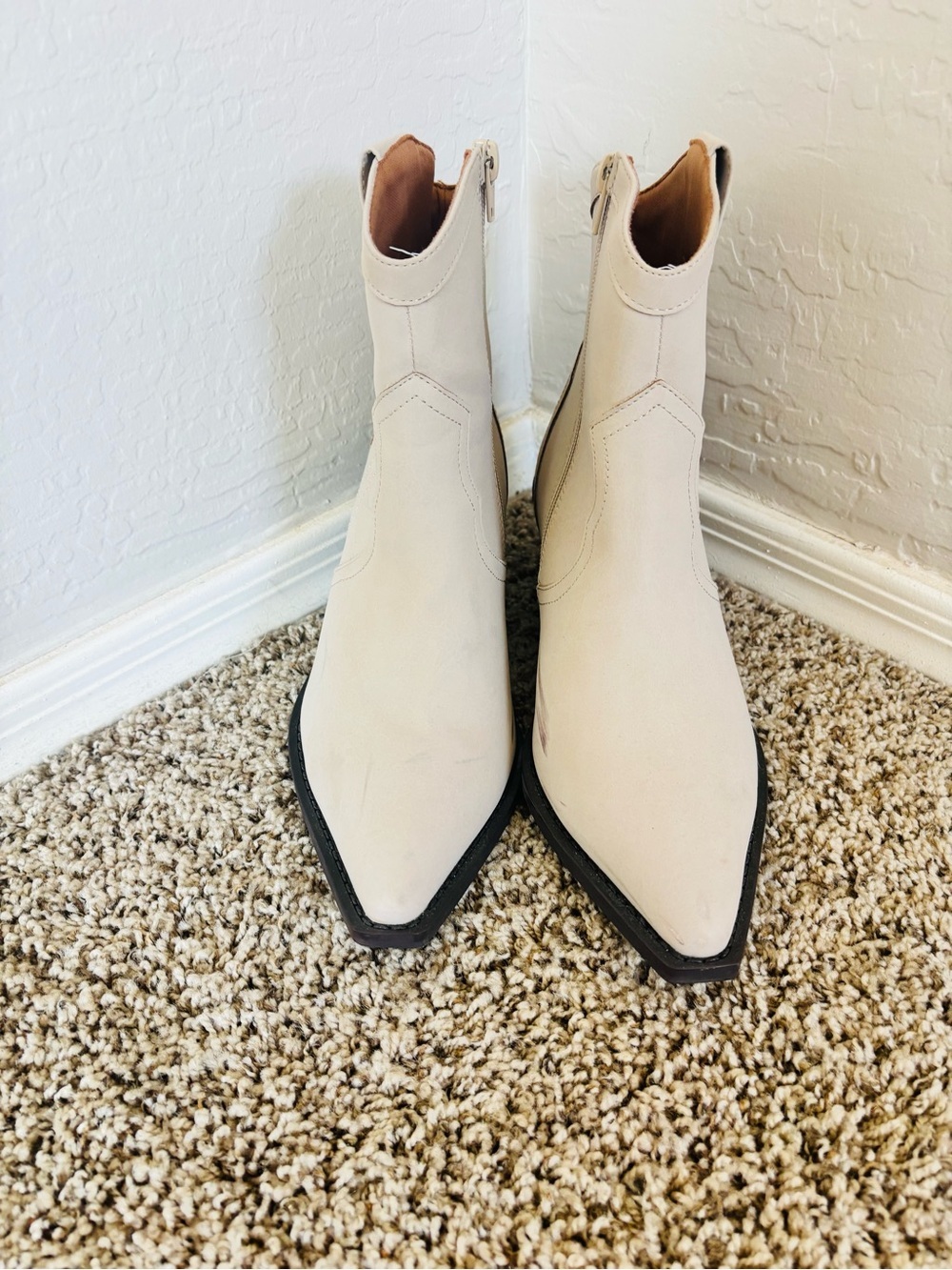 SHEIN Cream Western Ankle Boots with Stacked Heel - Picture 8 of 11
